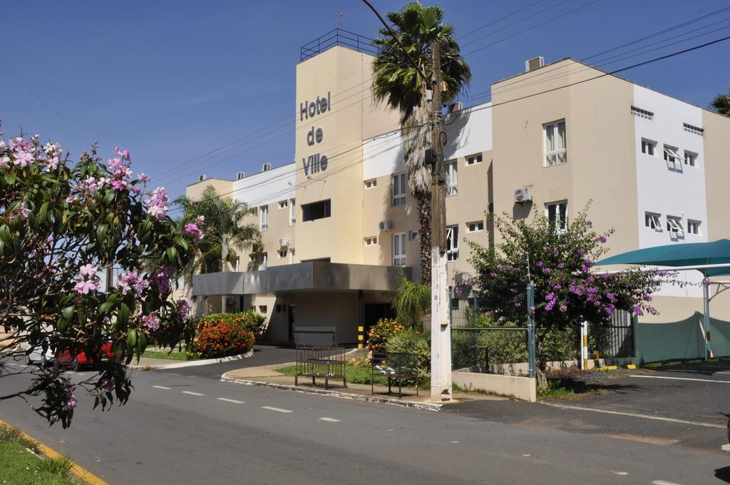 Hotel De Ville Catalão Екстериор снимка