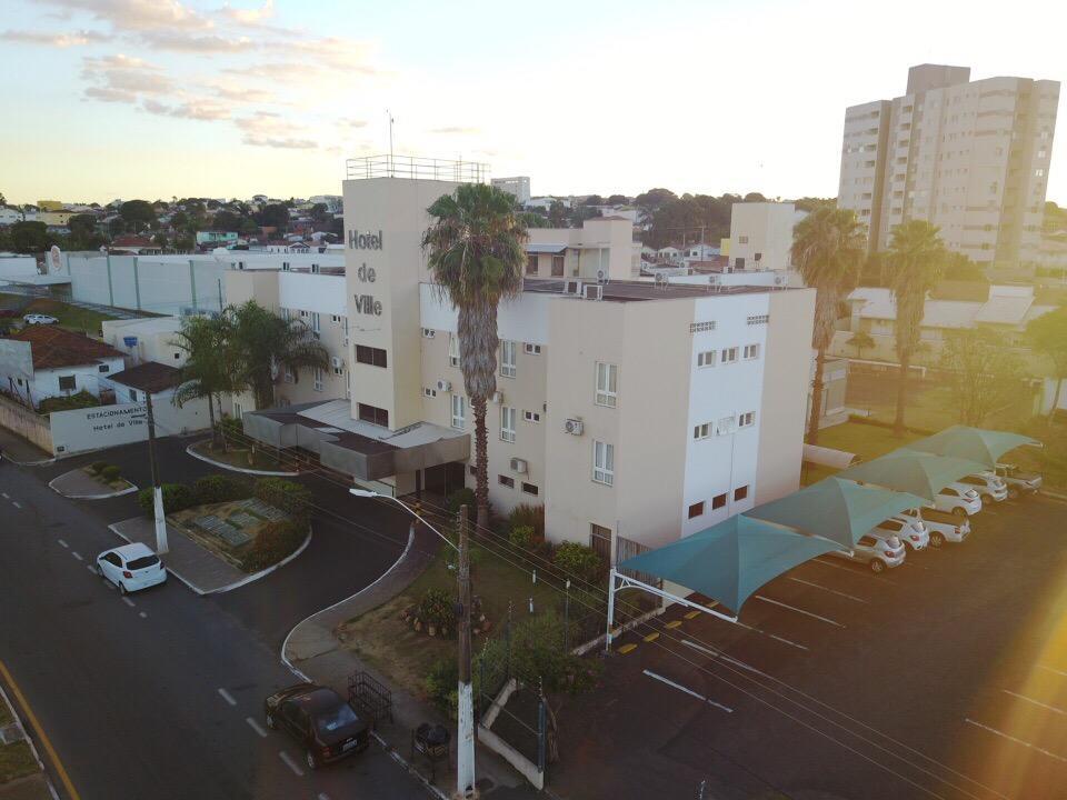 Hotel De Ville Catalão Екстериор снимка